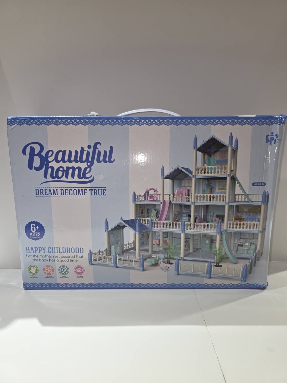 Beautiful Home Dollhouse Playset in Blue and Cream. Nwt